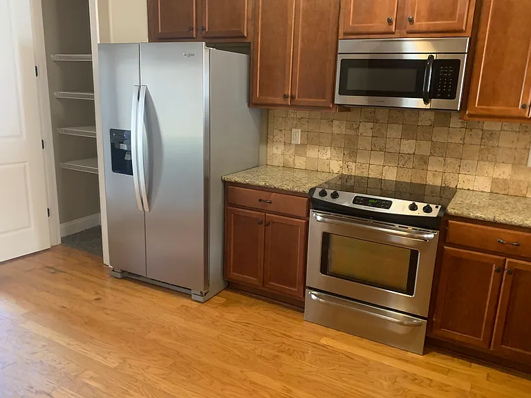 109 Golden Rod Ln — Photo 5