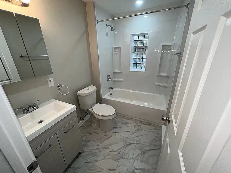 3835 Beechwood Blvd — Photo 10
