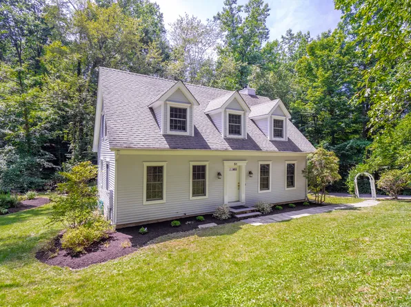 51 Mamanasco Road, Ridgefield, CT 06877