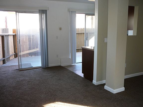4th image of 4313 42nd St