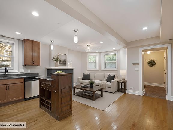 3rd image of 924 N Oakley Blvd #Gn