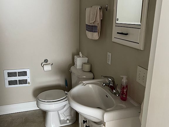 2nd image of 10555 Main St #2