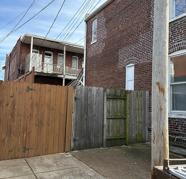 3559 California Ave — Photo 8