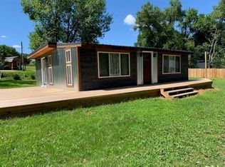 208 Izaak Walton Rd, Springfield, SD 57062