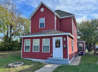 815 N 6th St, Terre Haute, IN 47807