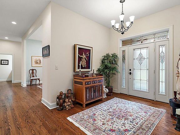 3rd image of 2666 Heritage Way