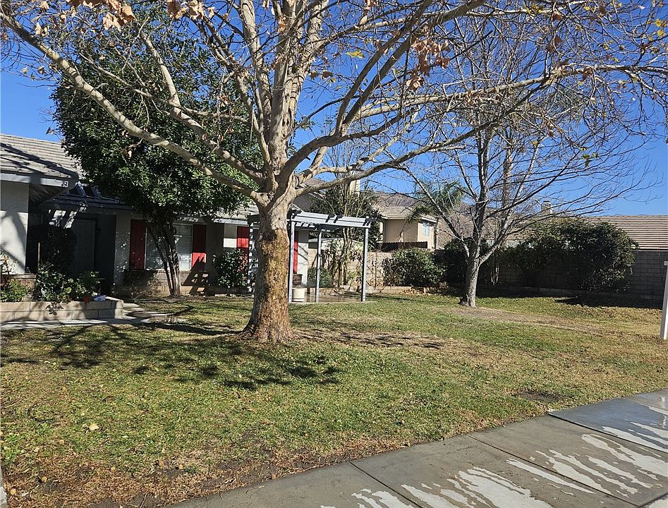 1st image of 345 Buckingham Dr