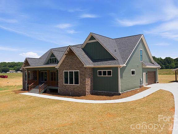 3rd image of 373 New Salem Rd #6