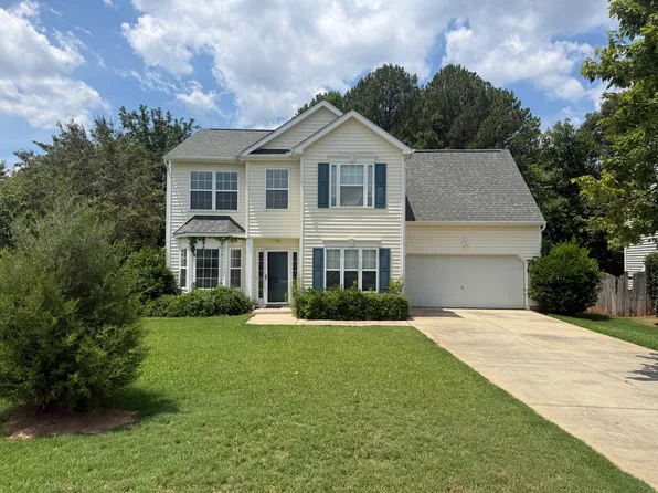 412 Valley Glen Dr, Morrisville, NC 27560