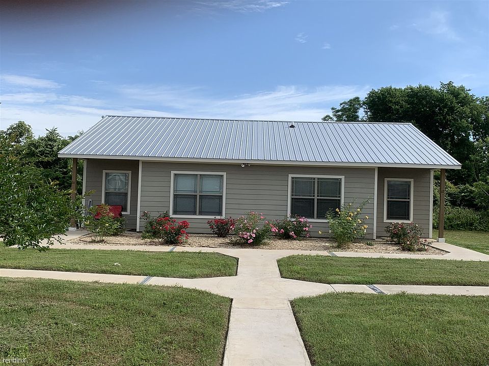 Duplex at 1100 W. 16th