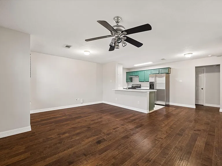 1510 Robin St #A — Photo 9