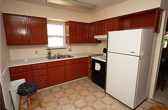 4th image of 1602 S Skyline Dr