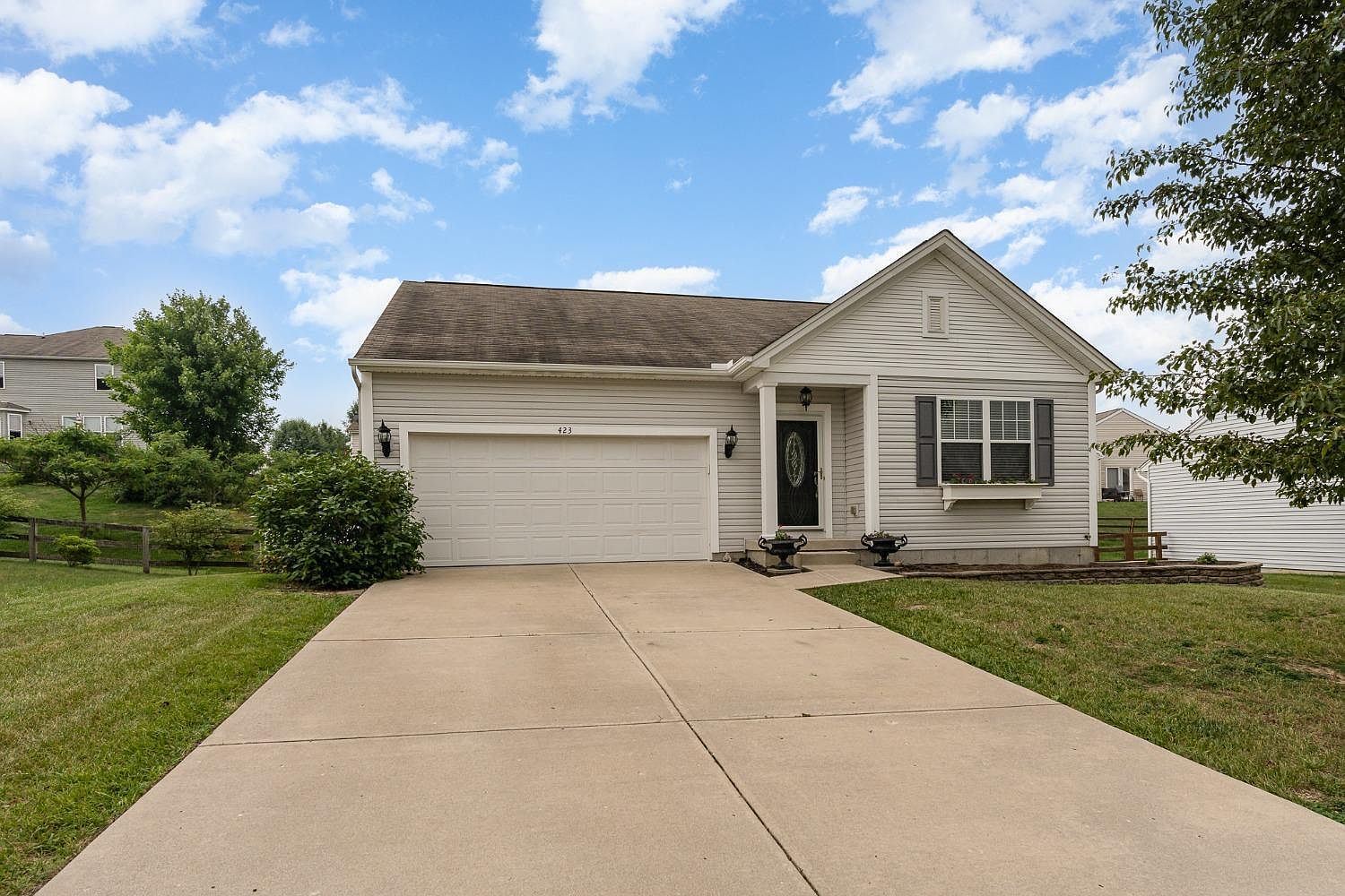 423 Lake Haven Ct, Lebanon, OH 45036 | Zillow