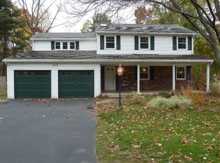 9 Hawthorne Rd, Wilbraham, MA 01095