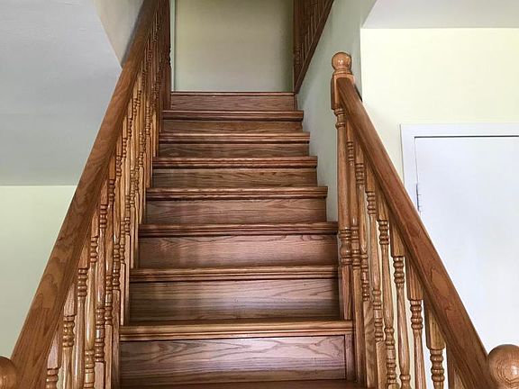 5th image of 53 Belmar Dr W