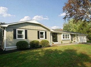 88 Northbriar Dr, North Kingstown, RI 02852