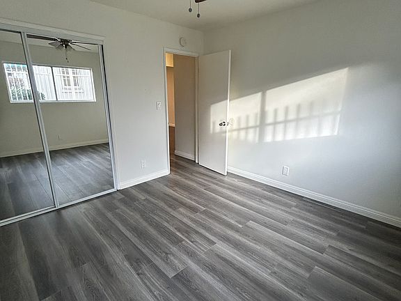 5th image of 278 E Washington Blvd #37