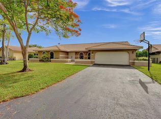 5081 NW 86th Way, Coral Springs, FL 33067