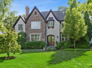 154 Linden Ave, Glencoe, IL 60022