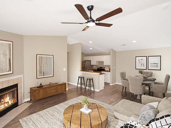 3rd image of 971 Cedar Ridge Dr APT 11