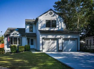 518 9th St, Somers Point, NJ 08244