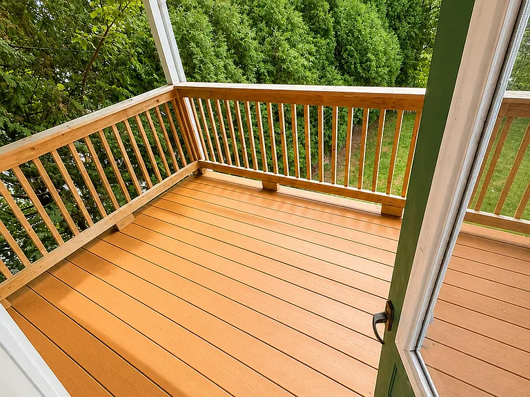 2105 Lake Point Dr — Photo 13