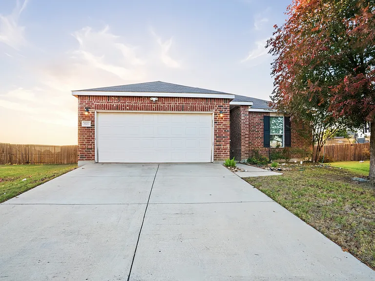 8101 Kurgan Trl — Photo 3