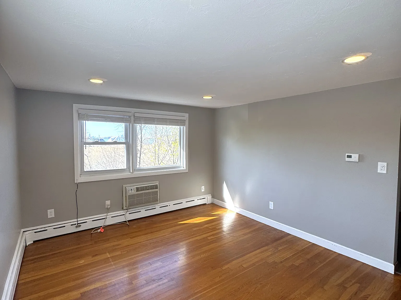 1 bed, 600 sqft, $1,950 — Photo 4