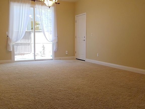 4th image of 190 Martis Valley Cir