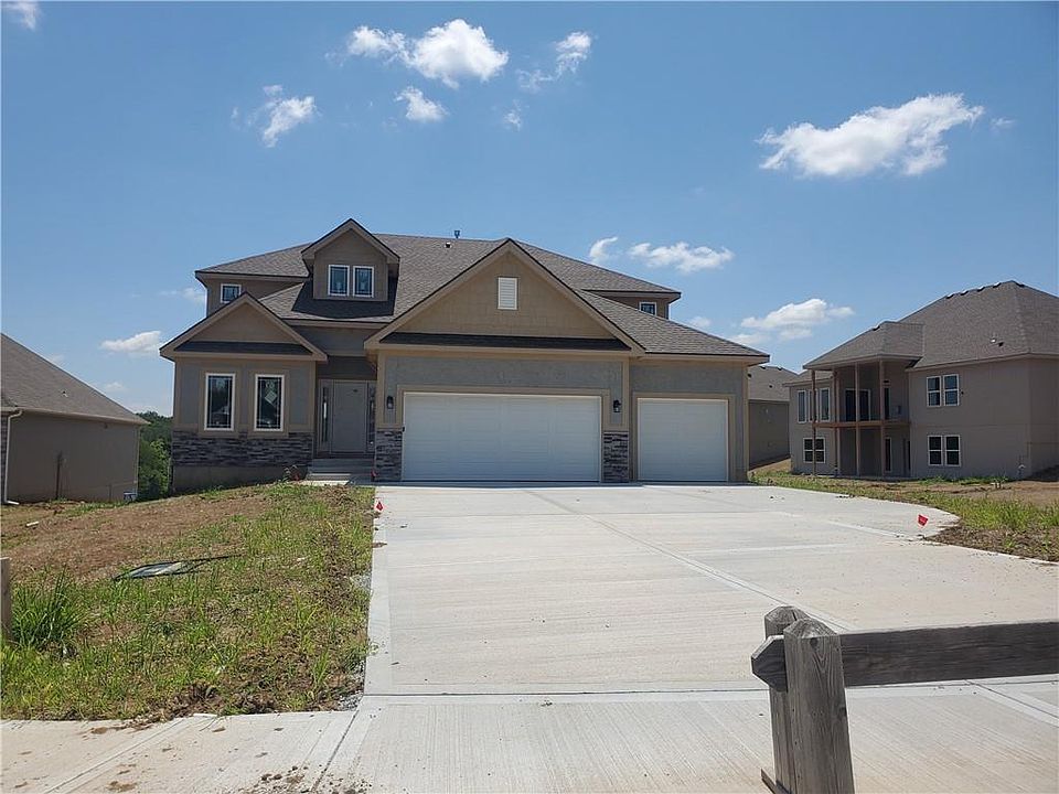 1st image of 7005 NE 102nd Ct