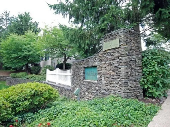 67 Park Edge #2D, Berkeley Heights Twp., NJ 07922
