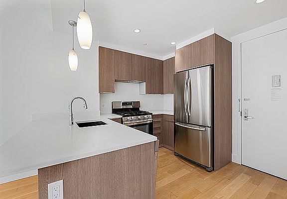 4th image of 41-22 24th St #6A