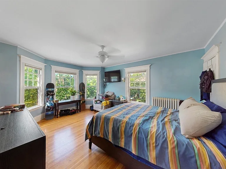 104 Englewood Ave — Photo 14
