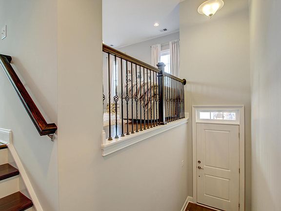 4th image of 1020 Bowman Woods Dr