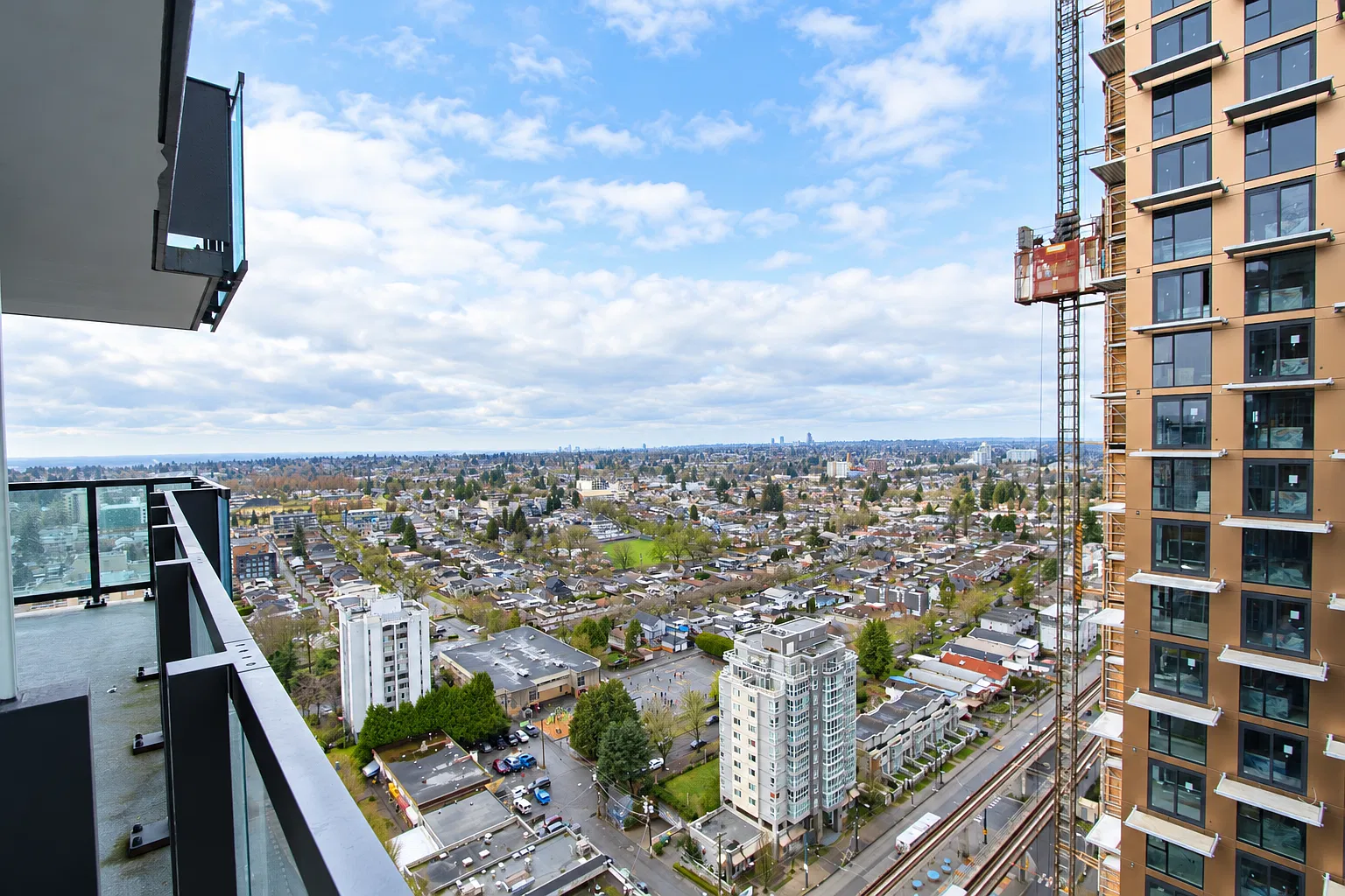 1 bed, 440 sqft, $2,200 — Photo 3
