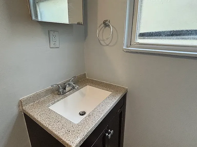 158 Hobson St #2 — Photo 11