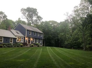 7 White Oak Dr, Clinton, CT 06413