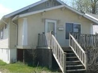 6738 Parrish Ave, Hammond, IN 46323