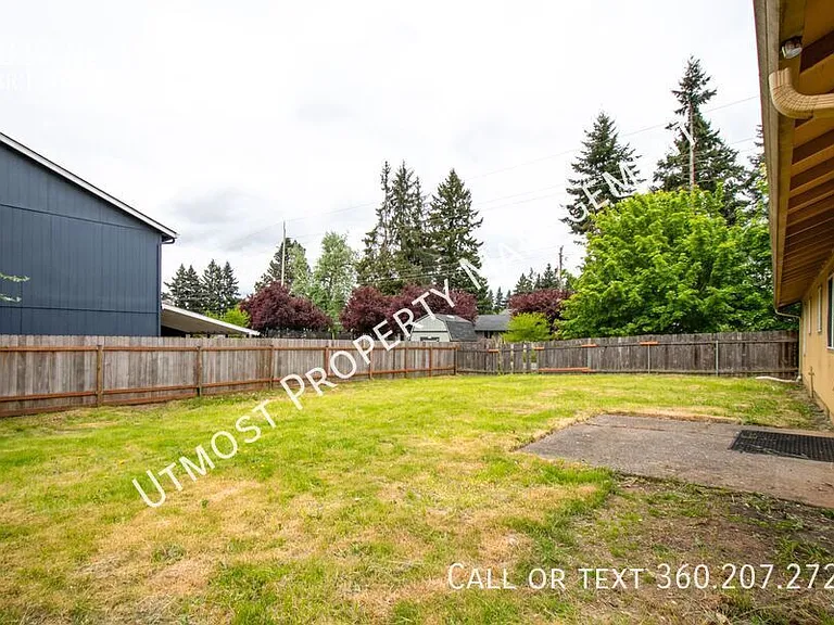 3812 NE 135th Ave — Photo 11