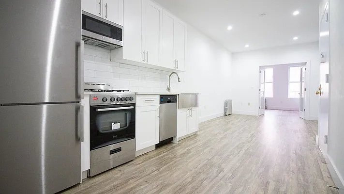 Rented by Nooklyn NYC LLC | media 6