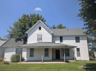 408 E 7th St, Tipton, IA 52772
