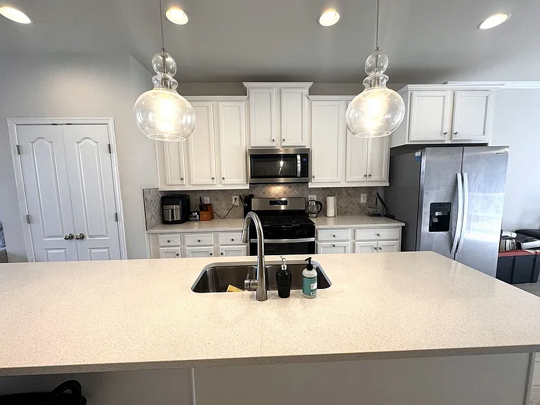 8807 Merriweather Ln — Photo 7