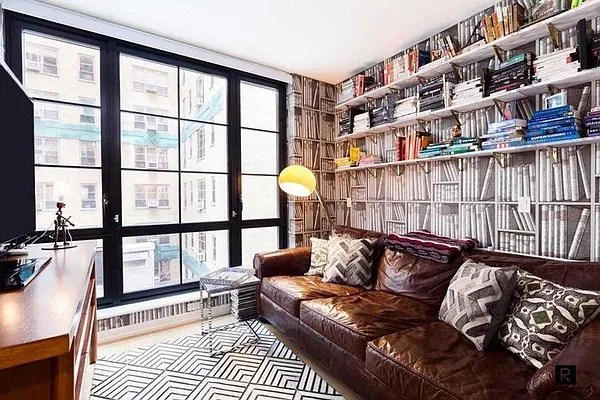 Rented by R New York | media 13