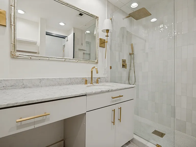4111 Cole Ave #32 — Photo 11
