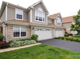 382 Bloomfield Ct, Vernon Hills, IL 60061