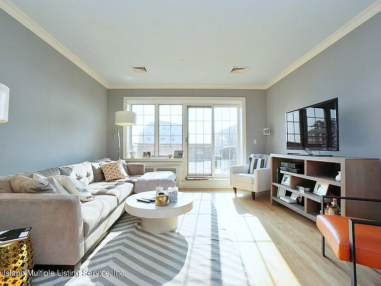 155 Bay St #2C — Photo 15