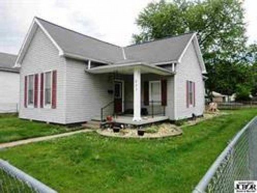 1st image of 321 S Park St