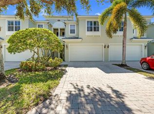 1410 Mariposa Cir APT 103, Naples, FL 34105