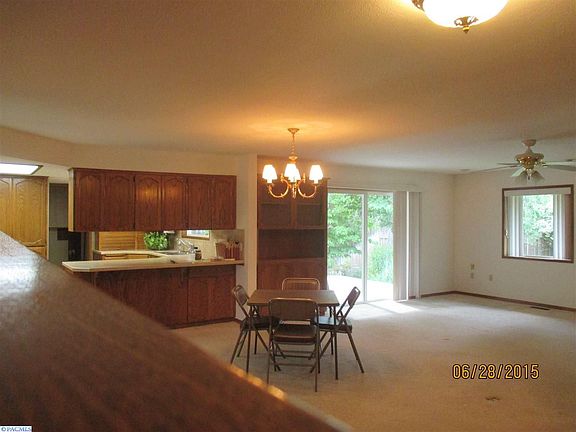 4th image of 7515 W Willamette Ave