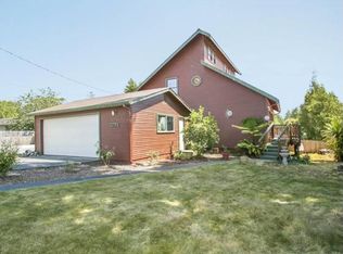 4734 Campton Rd, Eureka, CA 95503